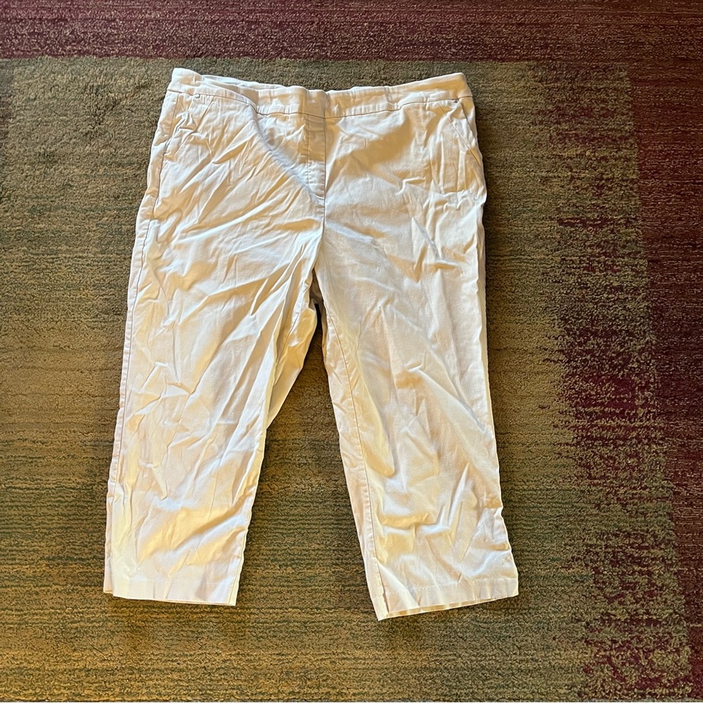 Tribal Capri pull on Pants 24W light tan